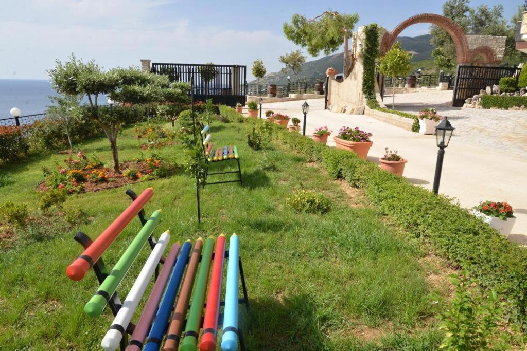 Hotel Artisti Vlorë Exterior foto